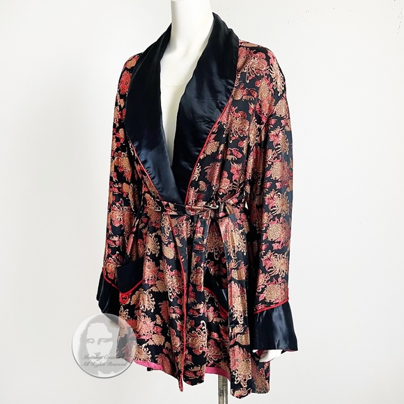 Japanese Robe Black Satin with Metallic Floral Embroidery Vintage Loungewear HTF - Picture 6 of 10